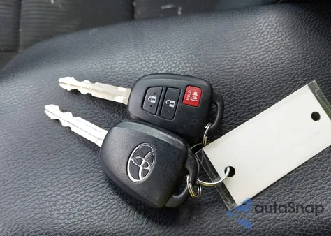 2018 Toyota Rav4 Le из США, поврежденный, VIN 2T3ZFREV4JW500254